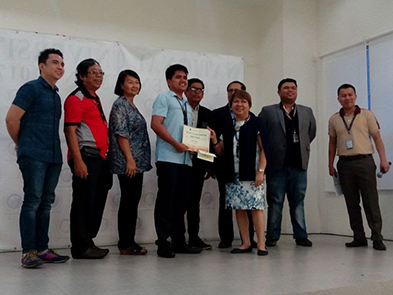 John Ralfh behaald zijn architectuur diploma stichting Sparrow 2