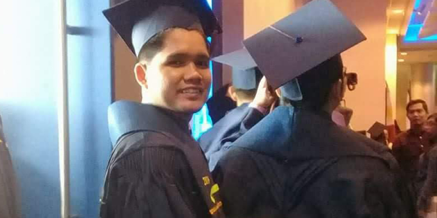 John Ralfh behaald zijn architectuur diploma stichting Sparrow John Ralfh behaald zijn architectuur diploma stichting Sparrow