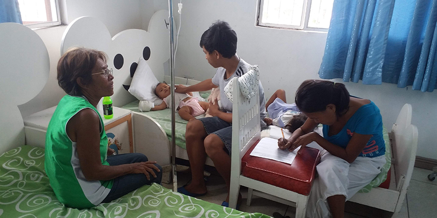 Samantha heeft hoge koorts stichting Sparrow