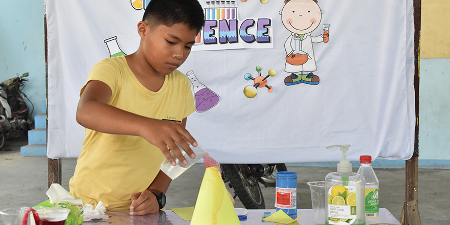 Science Experiment Day stichting Sparrow