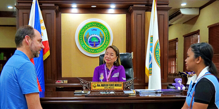 Op bezoek bij de burgemeester stichting Sparrow